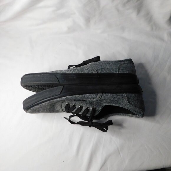 Levis Shoes-Men-Size 11 US - Picture 11 of 15